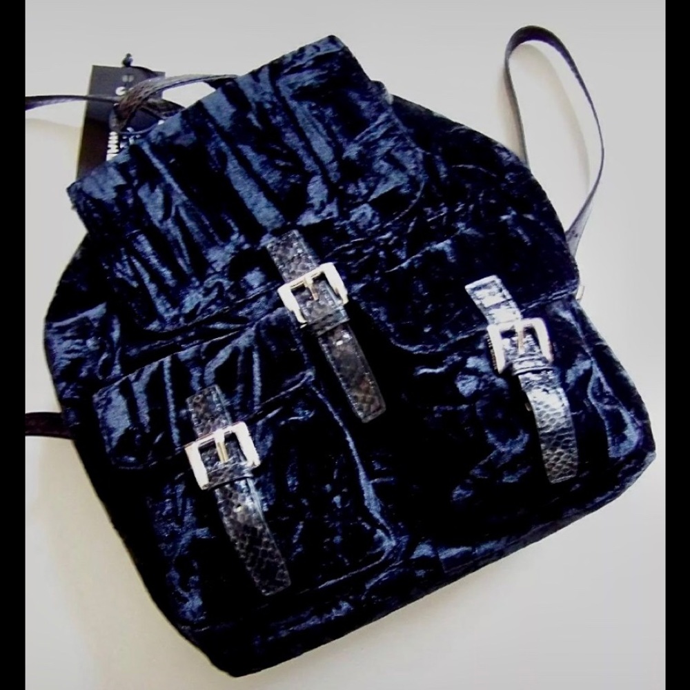 SOLD!  STEVE MADDEN BLACK VELVET BACKPACK NWT!